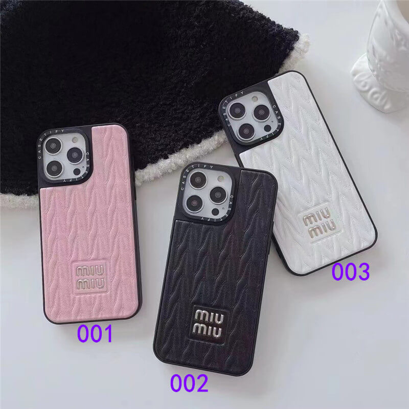 iphone15promax/15 ケース miumiu アイフォンケース14/14pro レザー 