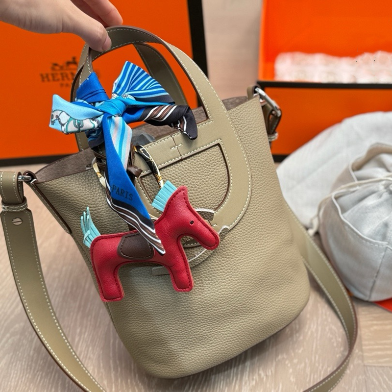 エルメス ハンドバッグ スカーフ付 バケツバッグ hermes インザループ バッグ 新作 巾着袋付き カバン 可愛い パロディ - 画像 (3)