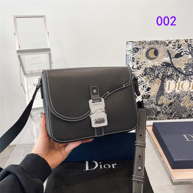 ディオール SADDLE メッセンジャーバッグ dior ショルダー バッグ  