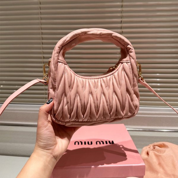 ミュウ ワンダー アイコンバッグ miumiu マテラッセ ホーボー バッグ 2way ショルダーバッグ ブランド コピー ポシェット かわいい - 画像 (7)