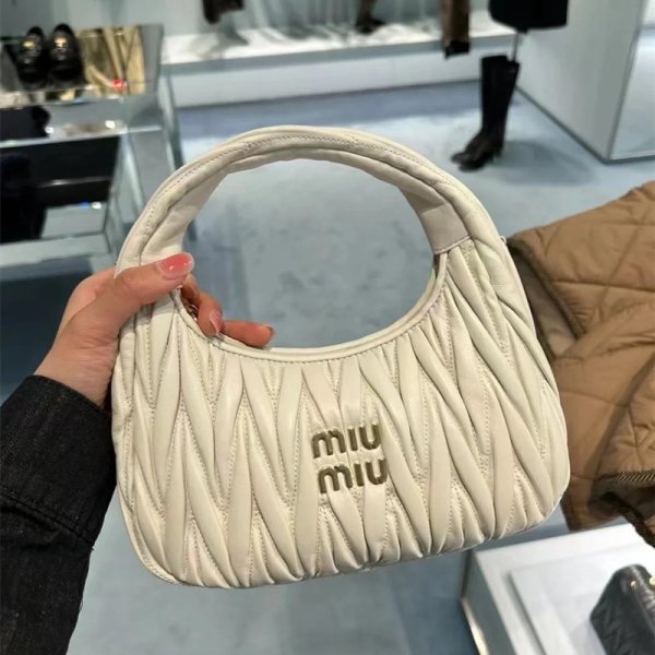 ミュウ ワンダー アイコンバッグ miumiu マテラッセ ホーボー バッグ 2way ショルダーバッグ ブランド コピー ポシェット かわいい - 画像 (2)