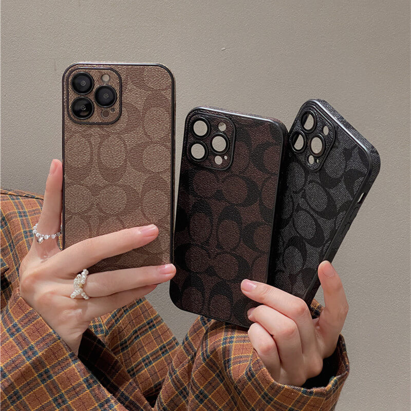 COACH iPhone14pro ケース　ブラック　コーチ