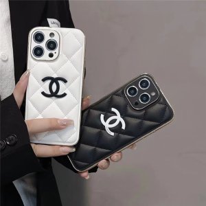 アイ フォン16/16pro/15/15pro ケース シャネル パロディ iphone15promax ケース シンプル おしゃれ chanel スマホ カップル ケース iphone14pro/14/13 ケース 人気 女性 30 代